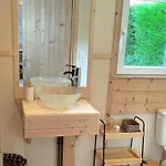 Berck-plage - Location Saisonniere Tiny House Insolite - 4 Hebergements Atypiques Avec Terrasse Privee, Proche Mer, Parking Prive Et Gratuit, Ideal Weekend Romantique, En Famille Ou Groupe Chalet *