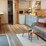 Berck-plage - Location Saisonniere Tiny House Insolite - 4 Hebergements Atypiques Avec Terrasse Privee, Proche Mer, Parking Prive Et Gratuit, Ideal Weekend Romantique, En Famille Ou Groupe * Berck