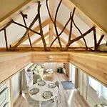 Berck-plage - Résidence Avec Parking Privé - 4 Tiny House De 2 à 18 Personnes *