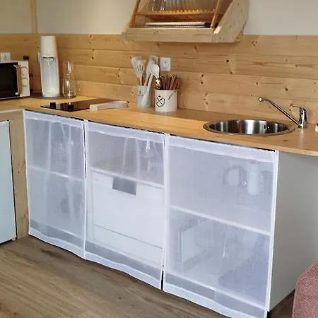 Berck-plage - 4 Hebergements Insolites Tiny House De 2 A 18 Personnes Chalet
