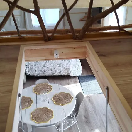 Berck-plage - 4 Hebergements Insolites Tiny House De 2 A 18 Personnes 샬레