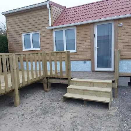 Berck-plage - 4 Hebergements Insolites Tiny House De 2 A 18 Personnes Chalet Berck
