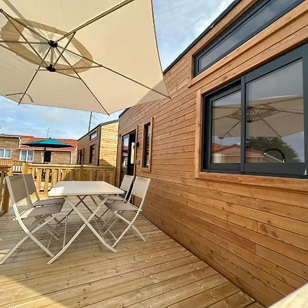 Berck-plage - Location Saisonniere Tiny House Insolite - 4 Hebergements Atypiques Avec Terrasse Privee, Proche Mer, Parking Prive Et Gratuit, Ideal Weekend Romantique, En Famille Ou Groupe * Berck
