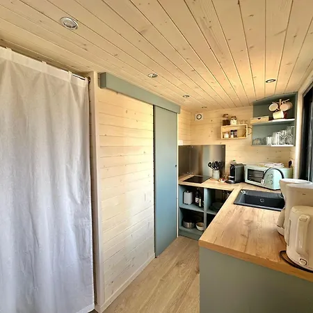 Berck-plage - Location Saisonniere Tiny House Insolite - 4 Hebergements Atypiques Avec Terrasse Privee, Proche Mer, Parking Prive Et Gratuit, Ideal Weekend Romantique, En Famille Ou Groupe Chalet *
