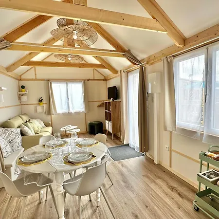 Chalet Berck-plage - Location Saisonniere Tiny House Insolite - 4 Hebergements Atypiques Avec Terrasse Privee, Proche Mer, Parking Prive Et Gratuit, Ideal Weekend Romantique, En Famille Ou Groupe *
