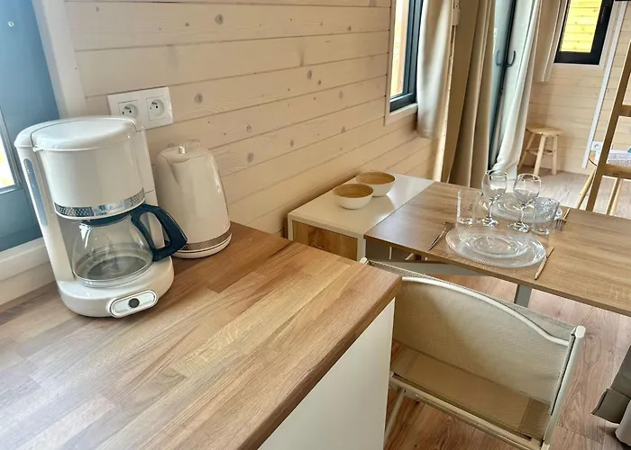 Berck-plage - Location Saisonniere Tiny House Insolite - 4 Hebergements Atypiques Avec Terrasse Privee, Proche Mer, Parking Prive Et Gratuit, Ideal Weekend Romantique, En Famille Ou Groupe 샬레