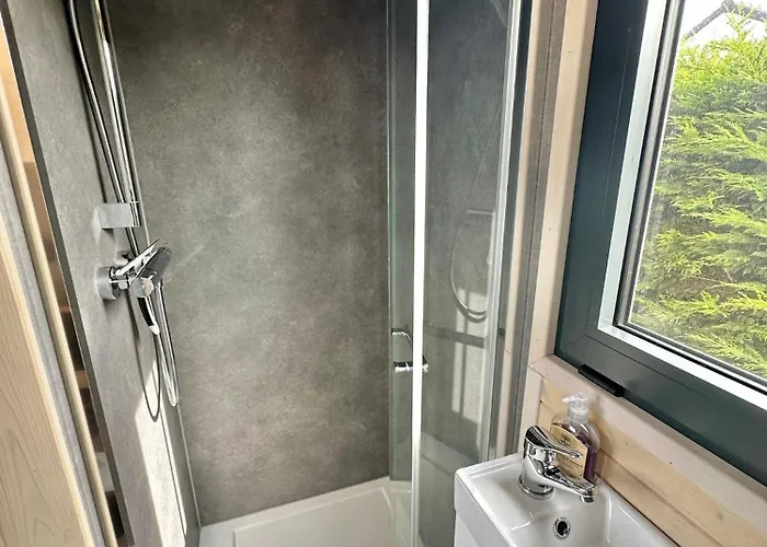 Berck-plage - Location Saisonniere Tiny House Insolite - 4 Hebergements Atypiques Avec Terrasse Privee, Proche Mer, Parking Prive Et Gratuit, Ideal Weekend Romantique, En Famille Ou Groupe * Berck