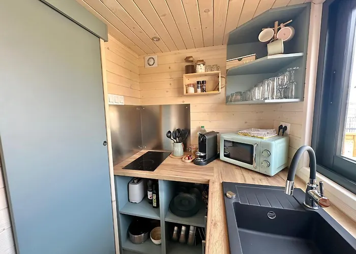 Berck-plage - Location Saisonniere Tiny House Insolite - 4 Hebergements Atypiques Avec Terrasse Privee, Proche Mer, Parking Prive Et Gratuit, Ideal Weekend Romantique, En Famille Ou Groupe 샬레 *